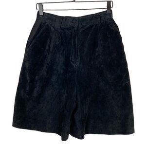 Vintage Lord + Taylor 100% suede shorts